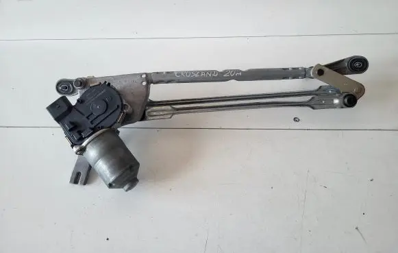 Opel Crossland X Wiper motor 39109363