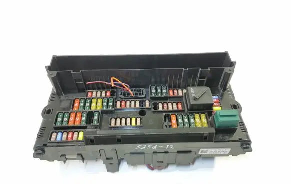 BMW 5 F10 F11 Fuse module 9252815