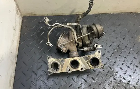 BMW 3 E92 E93 Turbo 7593015 4913107009 09022750218