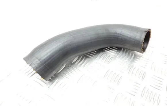 Volkswagen Tiguan Intercooler hose/pipe 5N0145832R