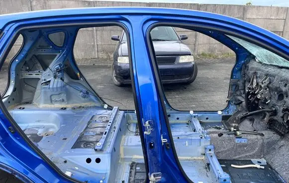 Suzuki SX4 S-Cross Sill 