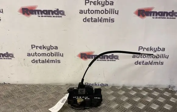 Opel Insignia A Front door lock