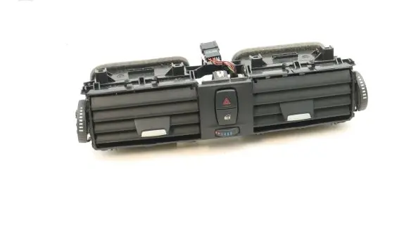 BMW 4 F36 Gran coupe Dash center air vent grill 9347436