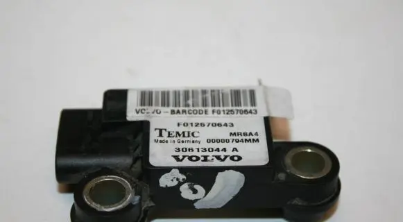 Volvo S40, V40 Airbag deployment crash/impact sensor 30613044A F012570643 00000794MM