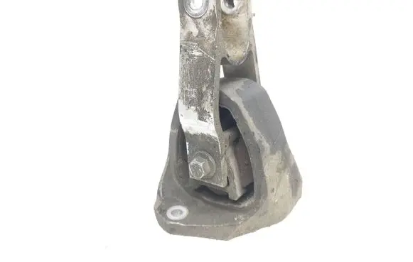 Volvo S90, V90 Engine mount bracket 31339951