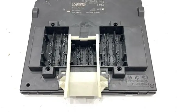 Seat Leon (5F) Central body control module 5Q0937084AG
