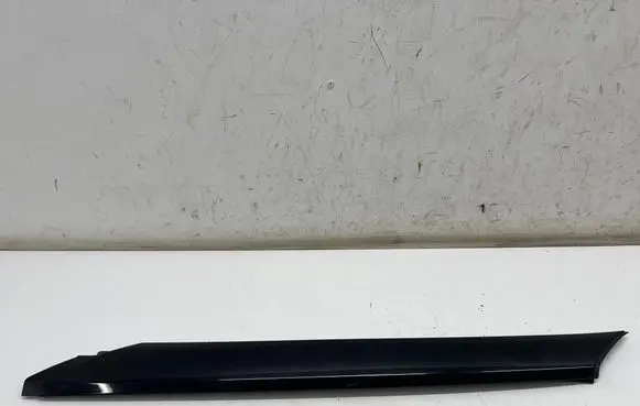 Nissan X-Trail T33 Windshield trim 768366RA0A