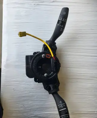 Wiper turn signal indicator stalk/switch