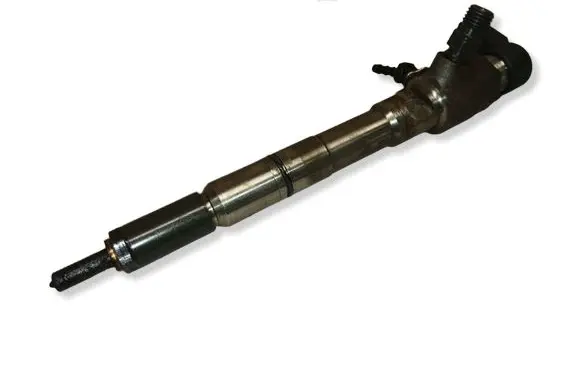 Volkswagen Touran II Fuel injector 03L130277B