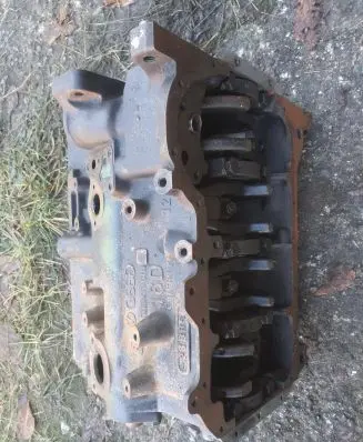 Volkswagen Golf II Engine block 0681030210 Jp184257