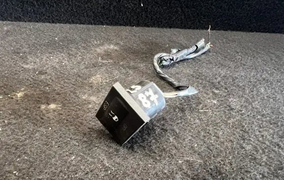 Ford C-MAX I ESP (stability program) switch 3M5T2C418BE