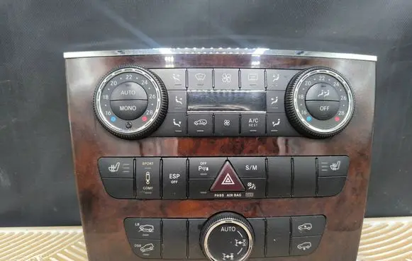 Mercedes-Benz ML W164 Climate control unit A2518208189 A2518203989 5HB96491519