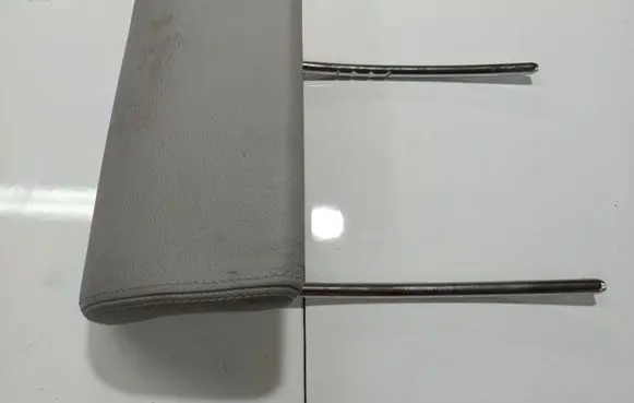 Mercedes-Benz B W245 Front seat headrest 
