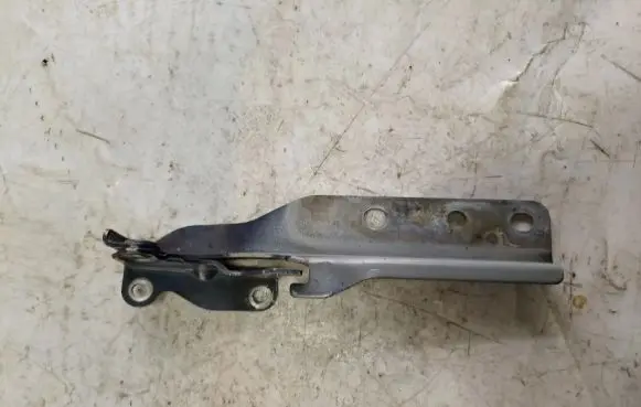 Suzuki Grand Vitara I Engine bonnet/hood hinges