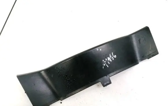 Skoda Octavia Mk2 (1Z) Steering wheel column trim