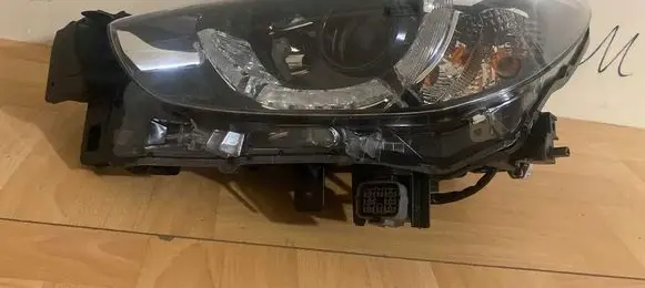 Mazda 2 Headlights/headlamps set 