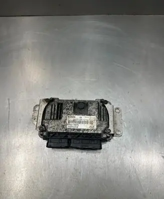 Toyota Aygo AB10 Engine control unit/module 0261S04464 896610H070