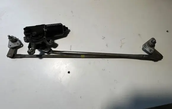 Mitsubishi Pajero Front wiper linkage and motor 8492008161 8250A41