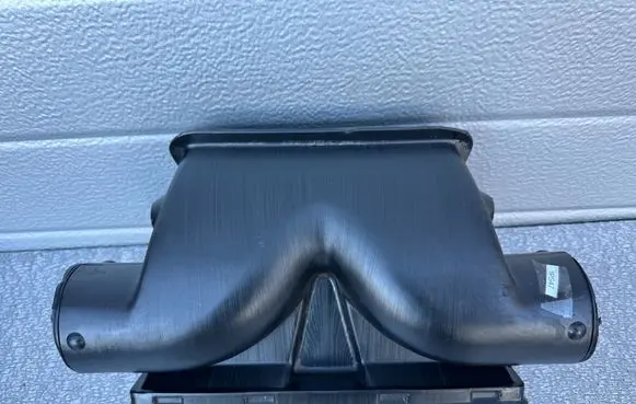 Mitsubishi Pajero Cabin air duct channel MB239440