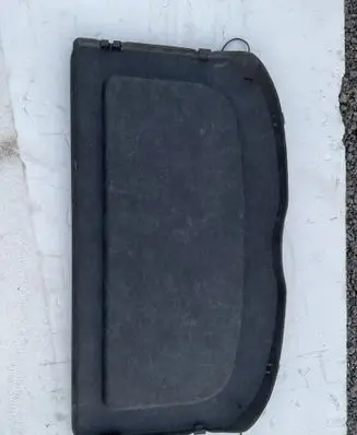 Parcel shelf