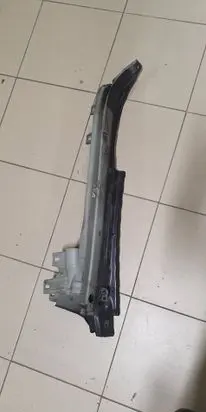 Fender mounting bracket