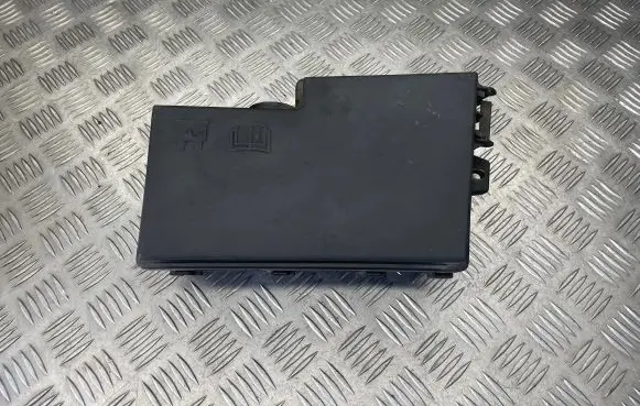 Ford Focus Fuse module 5M5T14K733