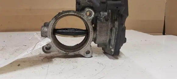 BMW 1 F20 F21 Throttle valve 781075203 10378517