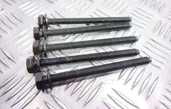 Mini One - Cooper Coupe R56 Cylinder head bolts 