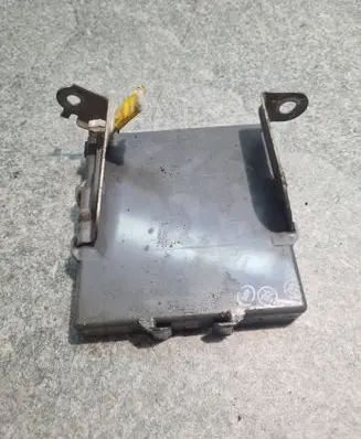 Toyota Prius (XW20) Power management control unit 8967047010 1012380151