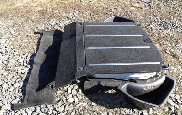 Jeep Grand Cherokee Trunk/boot floor carpet liner 