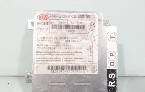 KIA Carens I Airbag control unit/module 0K2FD