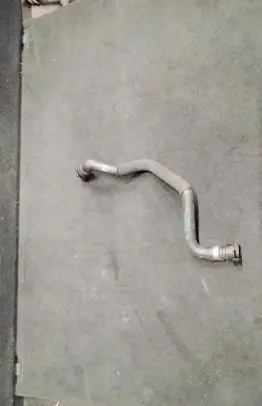 BMW 5 G30 G31 Engine coolant pipe/hose 8572908