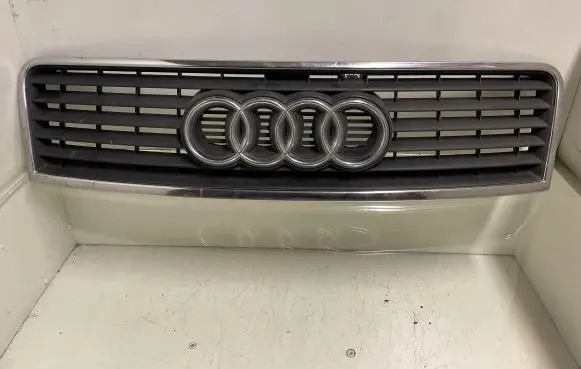 Audi A6 S6 C5 4B Front grill 4B0853651F