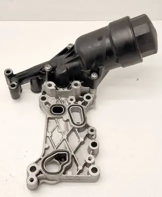 Mercedes-Benz E W212 Oil filter mounting bracket A6511800610 310113 70364140