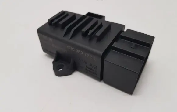 Skoda Fabia Mk3 (NJ) Seat heating relay 6R0959772E