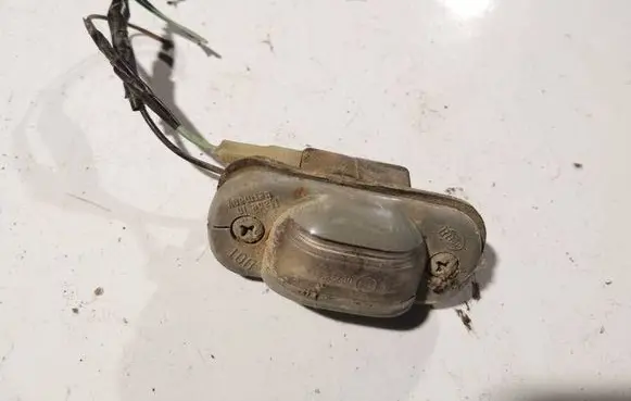 Audi 80 90 S2 B4 Number plate light e10022898