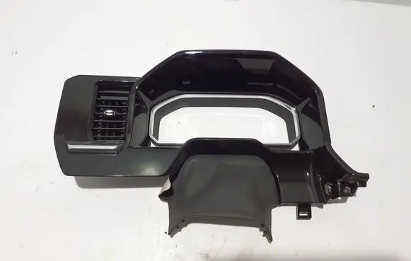 Chevrolet Silverado Dashboard trim 86824588