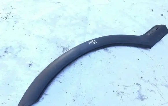 Front arch trim