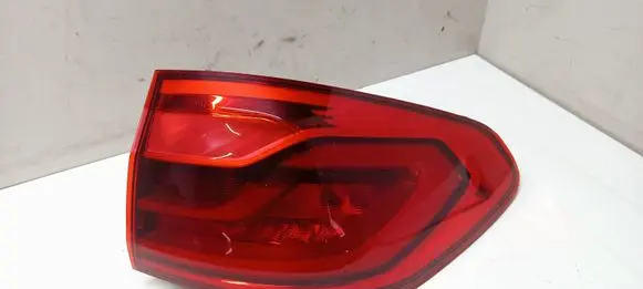 BMW 5 G30 G31 G38 Rear/tail lights 7300940