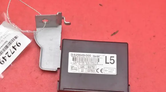 Toyota Aygo AB10 Engine control unit/module ECU 625649-000