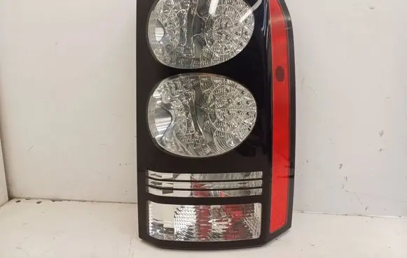 Land Rover Discovery 4 - LR4 Rear/tail lights A056008