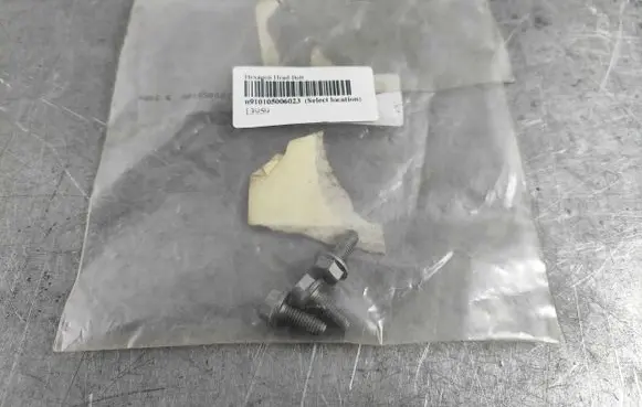 Mercedes-Benz S W222 Nuts/bolts n910105006023