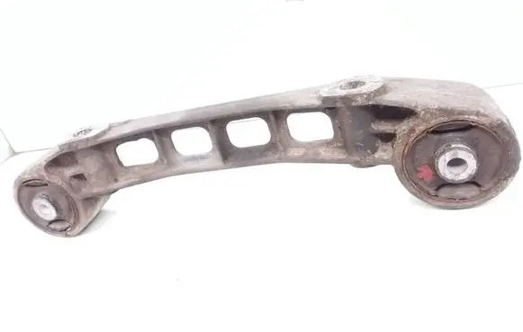 Mercedes-Benz Vito Viano W639 Rear differential/diff mount bracket A6393530347