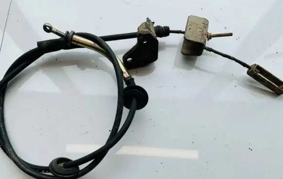 Handbrake/parking brake wiring cable