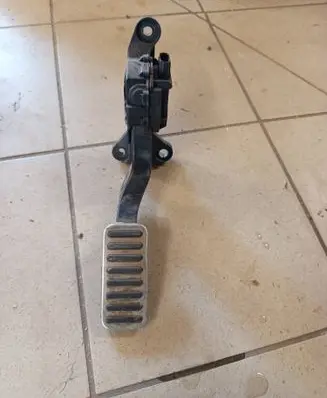 KIA Niro Accelerator throttle pedal 3274003100 0380 0017016192