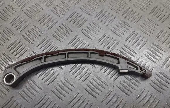 Honda Accord Slide rail for timing chain 