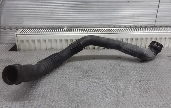 Mercedes-Benz A W169 Intercooler hose/pipe A1695200701