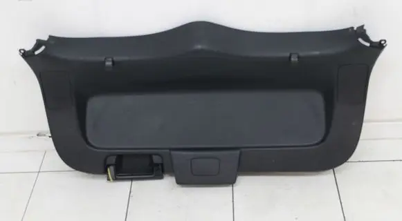 Mitsubishi Lancer VIII Tailgate trim 