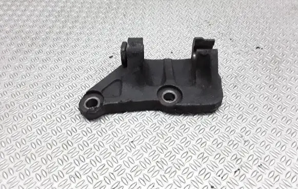 Toyota Previa (XR30, XR40) II Generator/alternator bracket 