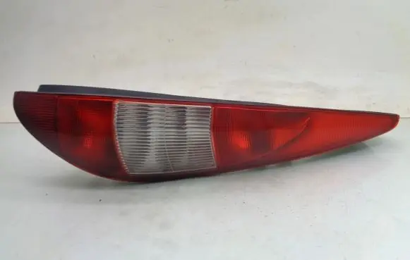 Ford Mondeo Mk III Rear/tail lights